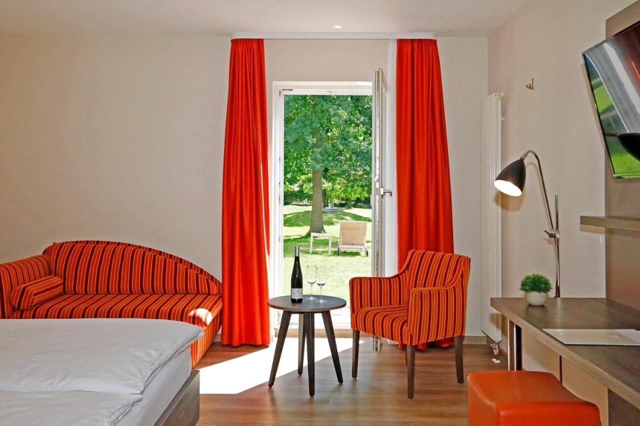 Landhotel Altes Wasserwerk Gbr Freinsheim Exterior foto