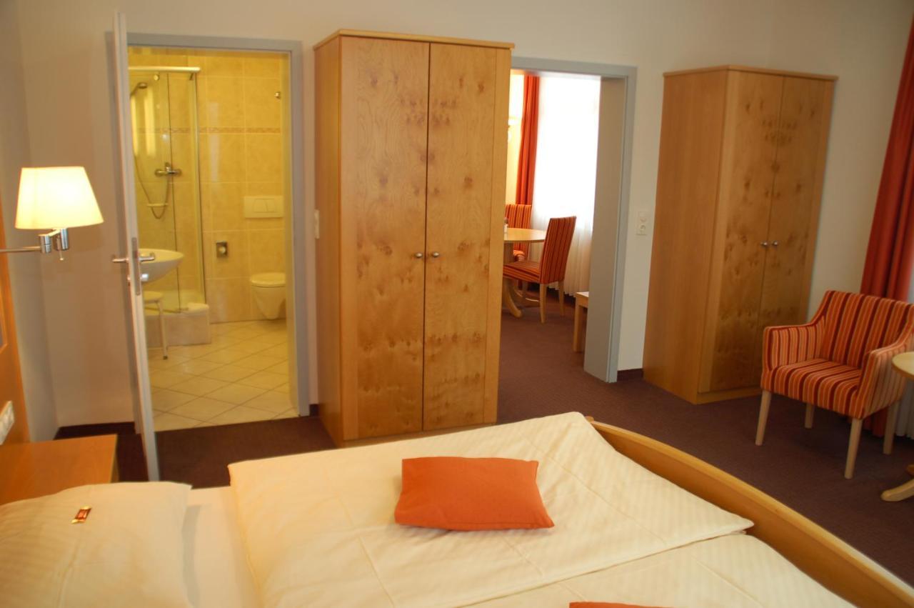 Landhotel Altes Wasserwerk Gbr Freinsheim Quarto foto